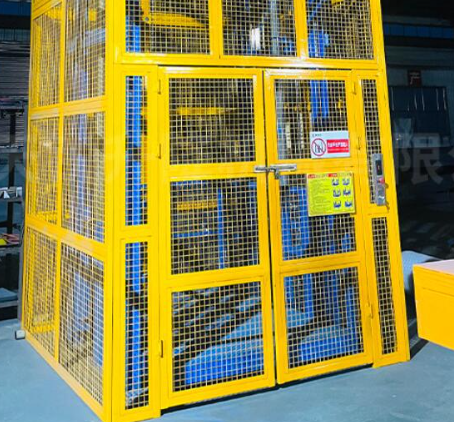 衡阳货梯可以安装在室外吗